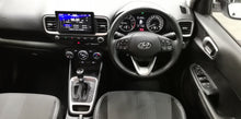 Load image into Gallery viewer, 2022 Hyundai Venue 1.0 TGDI Glide Auto Petrol