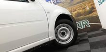 Load image into Gallery viewer, 2019 Nissan NP200 1.6 Manual Petrol
