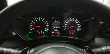 Load image into Gallery viewer, 2025 Suzuki Swift 1.2 GLX Auto
