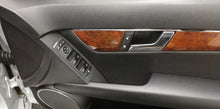 Load image into Gallery viewer, 2007 Mercedes-Benz C-Class C 220 CDi Classic Auto Diesel
