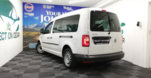 Load image into Gallery viewer, 2019 Volkswagen Caddy Maxi CrewBus 2.0 TDI Manual Diesel
